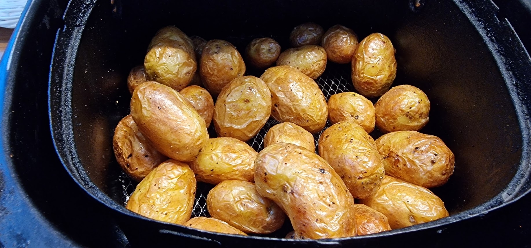 Parázskrumpli készítése airfryer-ben